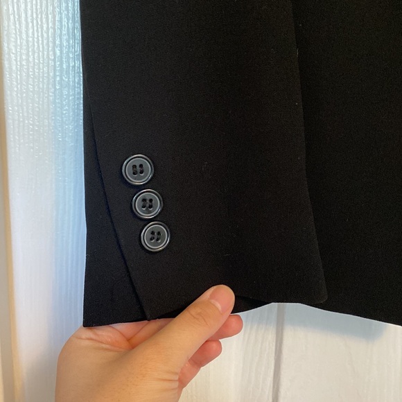BOGO FREE Black Blazer - Picture 3 of 6